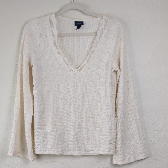 Buckle Tops - Daytrip Cream Ribbed Ruffled Long Sleeve Blouse Size Small